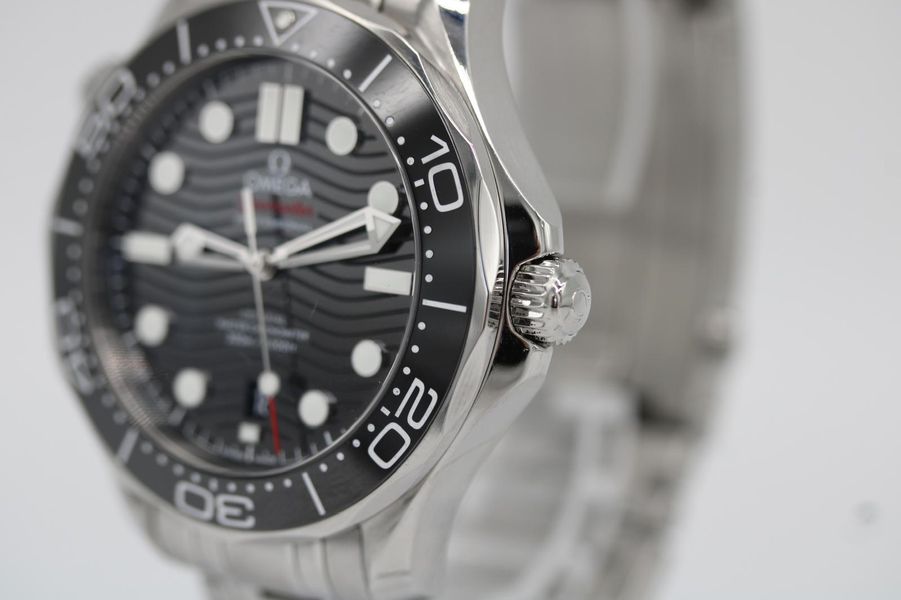 Omega Seamaster Diver 300m 210.30.42.20.01.001